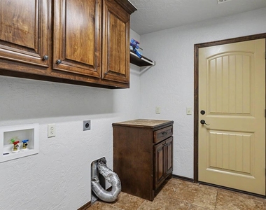 2709 Sw 97th Court - Photo Thumbnail 32