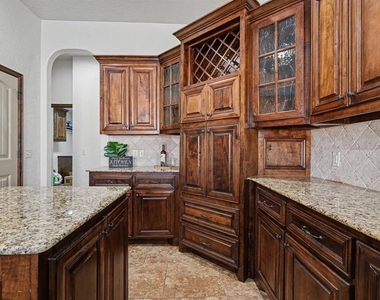 2709 Sw 97th Court - Photo Thumbnail 8