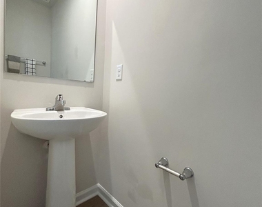 1027 Skipjack Lane - Photo Thumbnail 10