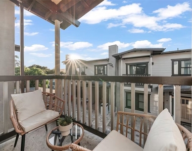 569 Lincoln Avenue - Photo Thumbnail 33