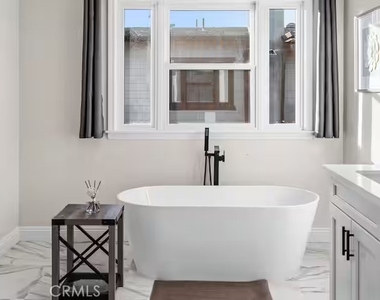 569 Lincoln Avenue - Photo Thumbnail 22