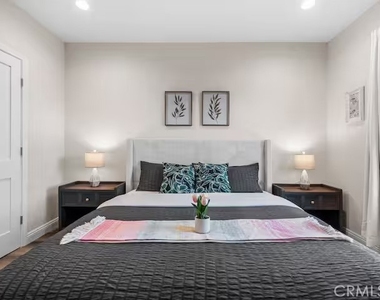 569 Lincoln Avenue - Photo Thumbnail 25