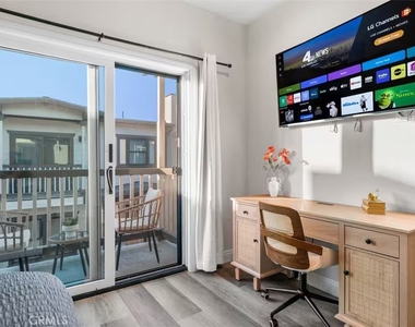 569 Lincoln Avenue - Photo Thumbnail 18