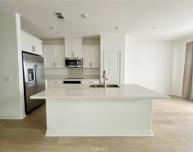 8583 Tapia Way - Photo Thumbnail 7