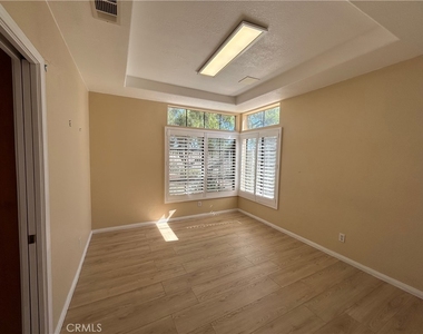 13933 Falcon Ridge - Photo Thumbnail 12