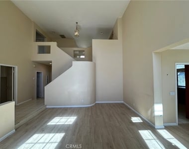 13933 Falcon Ridge - Photo Thumbnail 11