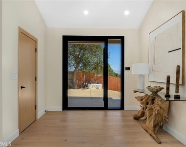 5200 Armida Drive - Photo Thumbnail 3