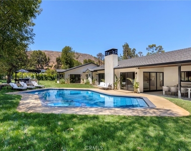 5200 Armida Drive - Photo Thumbnail 39