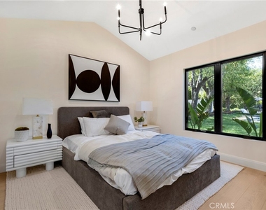 5200 Armida Drive - Photo Thumbnail 30