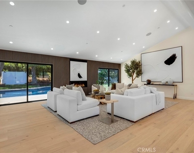 5200 Armida Drive - Photo Thumbnail 8