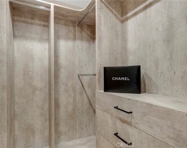 5200 Armida Drive - Photo Thumbnail 24