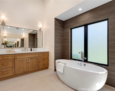 5200 Armida Drive - Photo Thumbnail 26