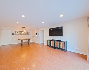 15 15th Street - Photo Thumbnail 5