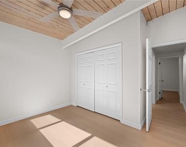 3045 Crownview - Photo Thumbnail 39