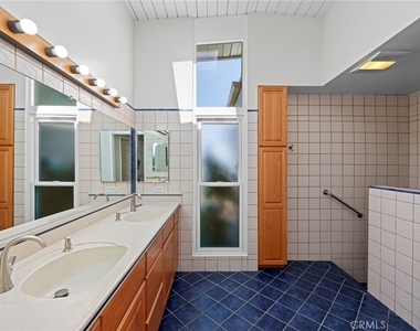 3045 Crownview - Photo Thumbnail 32