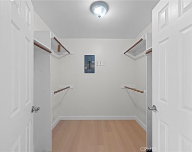 3045 Crownview - Photo Thumbnail 34