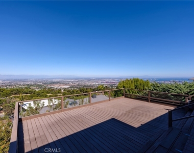 3045 Crownview - Photo Thumbnail 23