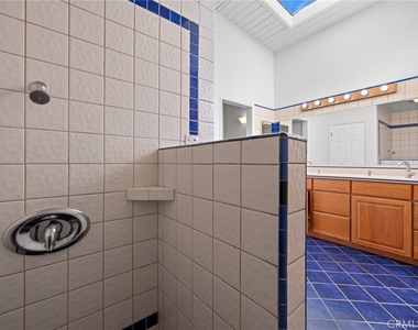 3045 Crownview - Photo Thumbnail 33
