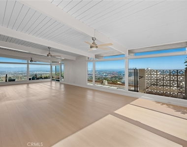 3045 Crownview - Photo Thumbnail 10