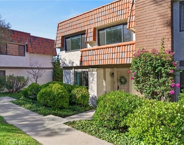 27935 Ridgebrook Court - Photo Thumbnail 38