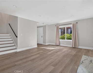 27935 Ridgebrook Court - Photo Thumbnail 15