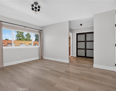 27935 Ridgebrook Court - Photo Thumbnail 21