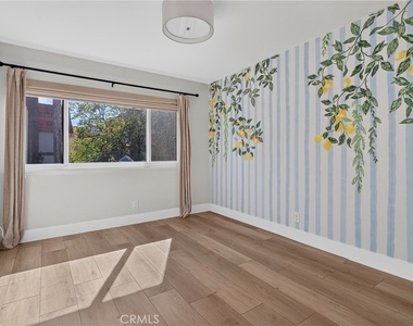 27935 Ridgebrook Court - Photo Thumbnail 16