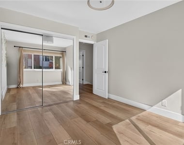 27935 Ridgebrook Court - Photo Thumbnail 19