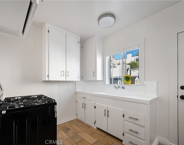 2511 Ozone Court - Photo Thumbnail 10