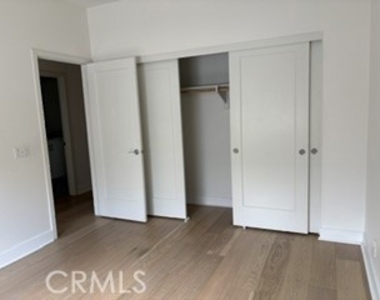 213 Paramount - Photo Thumbnail 12