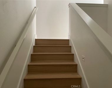 213 Paramount - Photo Thumbnail 8