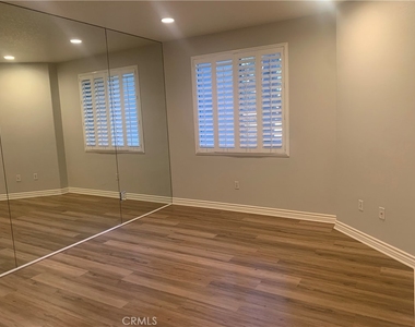 2960 Champion Way - Photo Thumbnail 10