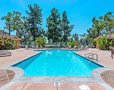 2960 Champion Way - Photo Thumbnail 24