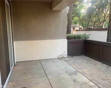 2960 Champion Way - Photo Thumbnail 22