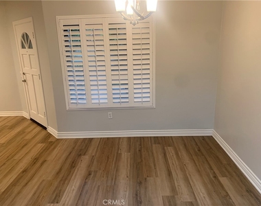 2960 Champion Way - Photo Thumbnail 9