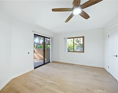 421 Coral Reef - Photo Thumbnail 18
