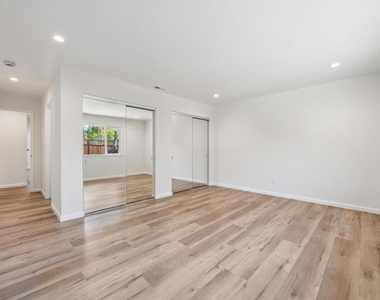 700 Gull Avenue - Photo Thumbnail 46