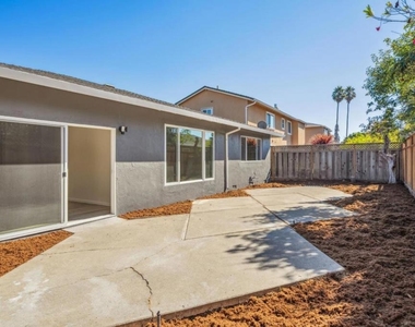 700 Gull Avenue - Photo Thumbnail 65