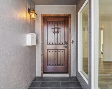 700 Gull Avenue - Photo Thumbnail 6