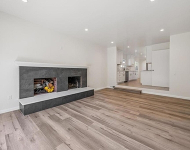 700 Gull Avenue - Photo Thumbnail 23