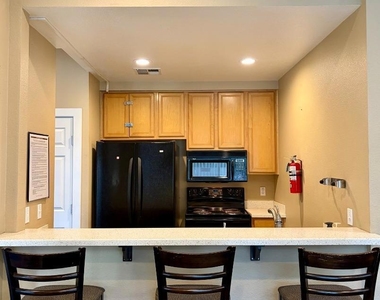415 N 2nd Street - Photo Thumbnail 31