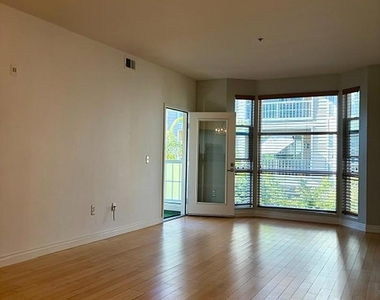 415 N 2nd Street - Photo Thumbnail 14