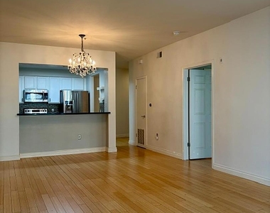 415 N 2nd Street - Photo Thumbnail 10