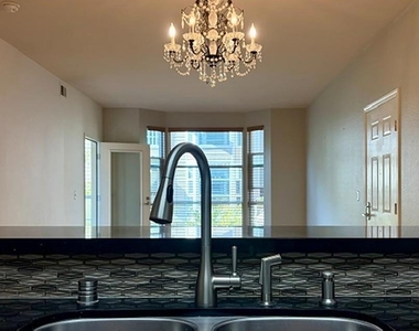 415 N 2nd Street - Photo Thumbnail 9