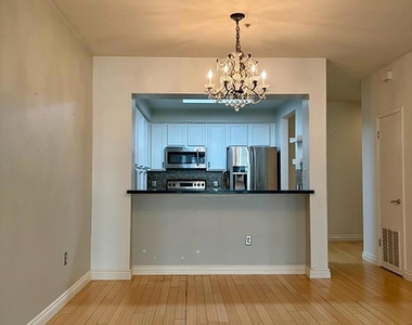 415 N 2nd Street - Photo Thumbnail 11