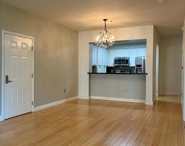 415 N 2nd Street - Photo Thumbnail 12