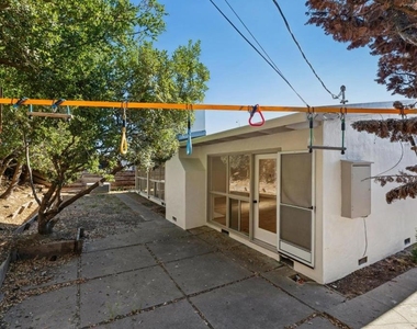 830 Robin Lane - Photo Thumbnail 52