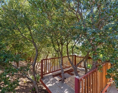 830 Robin Lane - Photo Thumbnail 47