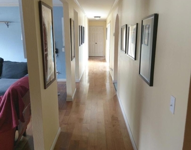 1020 Spencer Avenue - Photo Thumbnail 7
