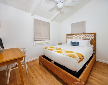 581 Brooks - Photo Thumbnail 10